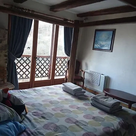 Sharples Gasthof La Plagne